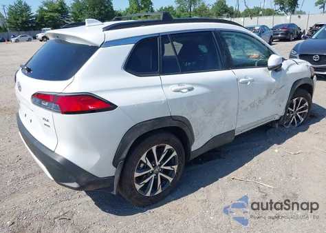 2024 Toyota Corolla Cross Xle from USA, damaged, VIN 7MUDAABG7RV101308